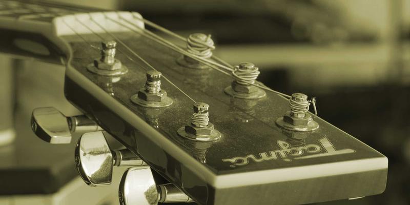 智聪16852：重新定义科技产品边界，智能手机与智能家居的融合革命