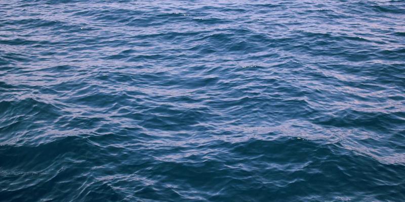 智聪168智能床垫联动：睡眠监测数据如何触发夜间环境自动优化